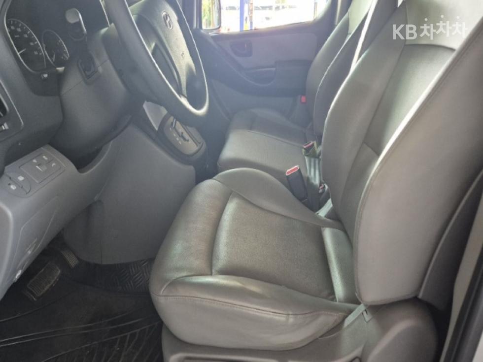 Hyundai Starex — miniaturë 13