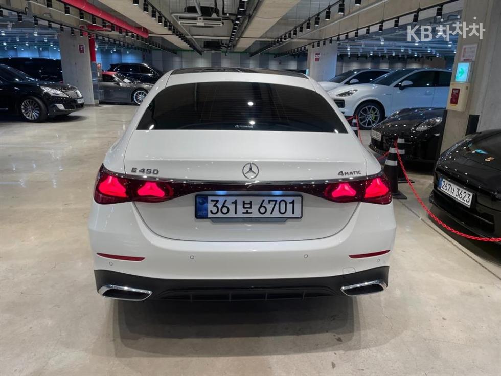 Mercedes-Benz E-klasse — miniaturë 6