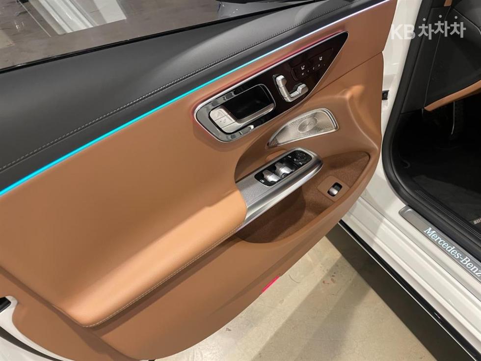 Mercedes-Benz E-klasse — miniaturë 8