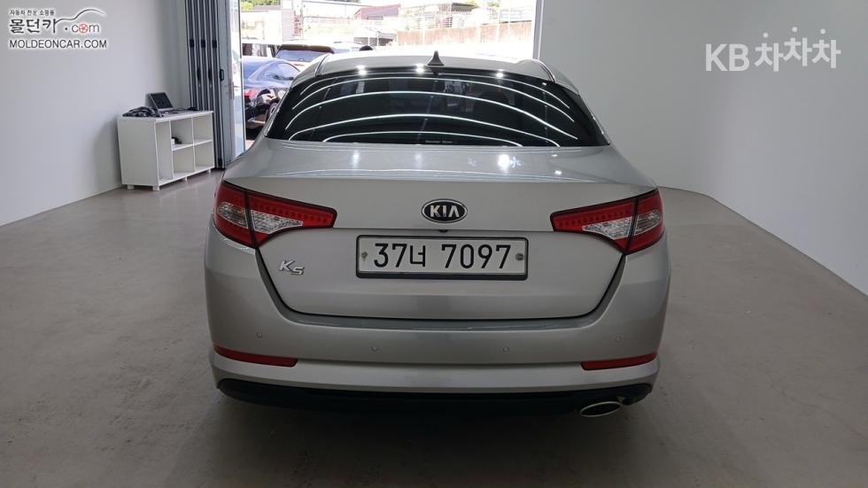 Kia K5 — miniaturë 4