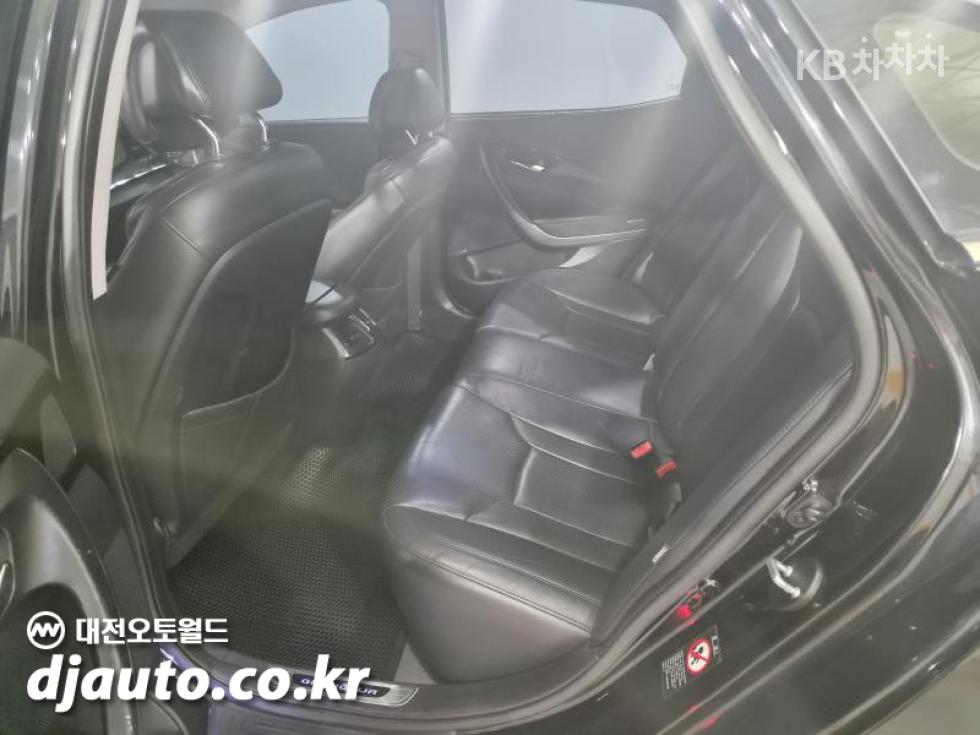 Hyundai Grandeur — miniaturë 9