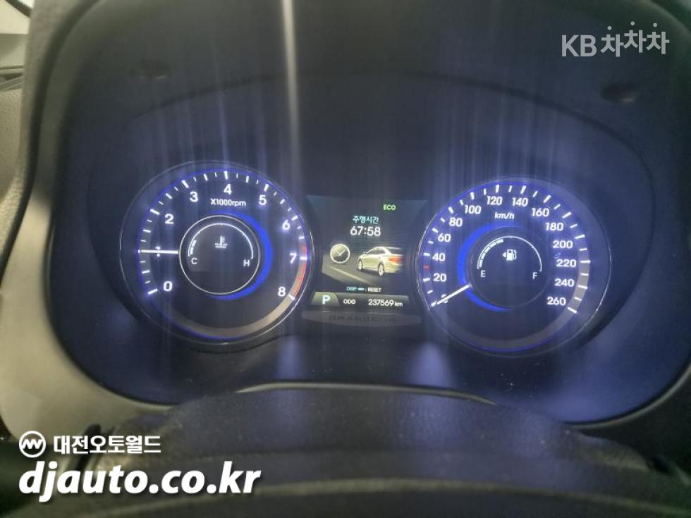 Hyundai Grandeur — miniaturë 11