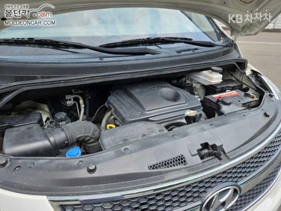 Hyundai Starex — miniaturë 8