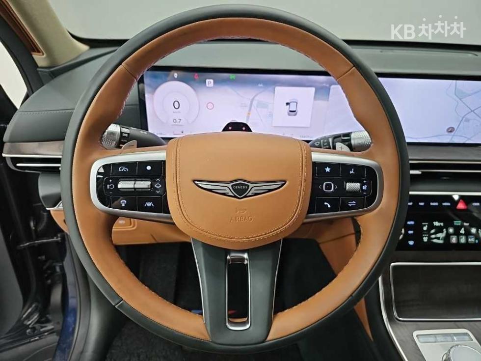 2024 Genesis GV80 photo