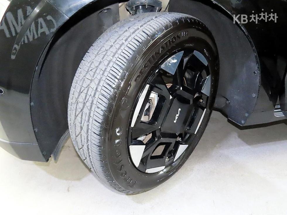 Kia Carnival — miniaturë 20