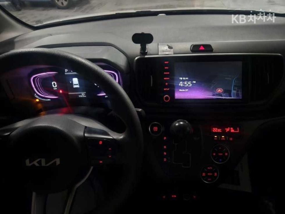 2023 Kia Used Car photo