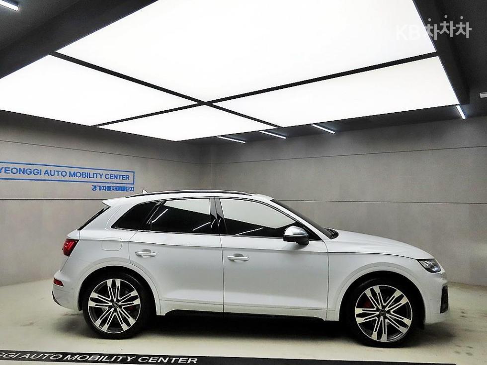 2022 Audi SQ5(FY) photo