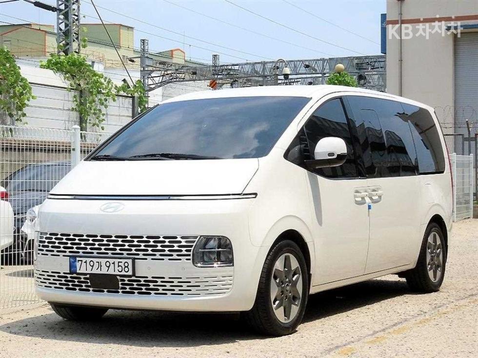 Hyundai Staria — miniaturë 2