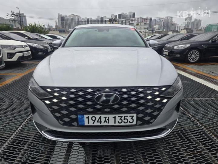 Hyundai Grandeur LPi 3.0 — foto 1
