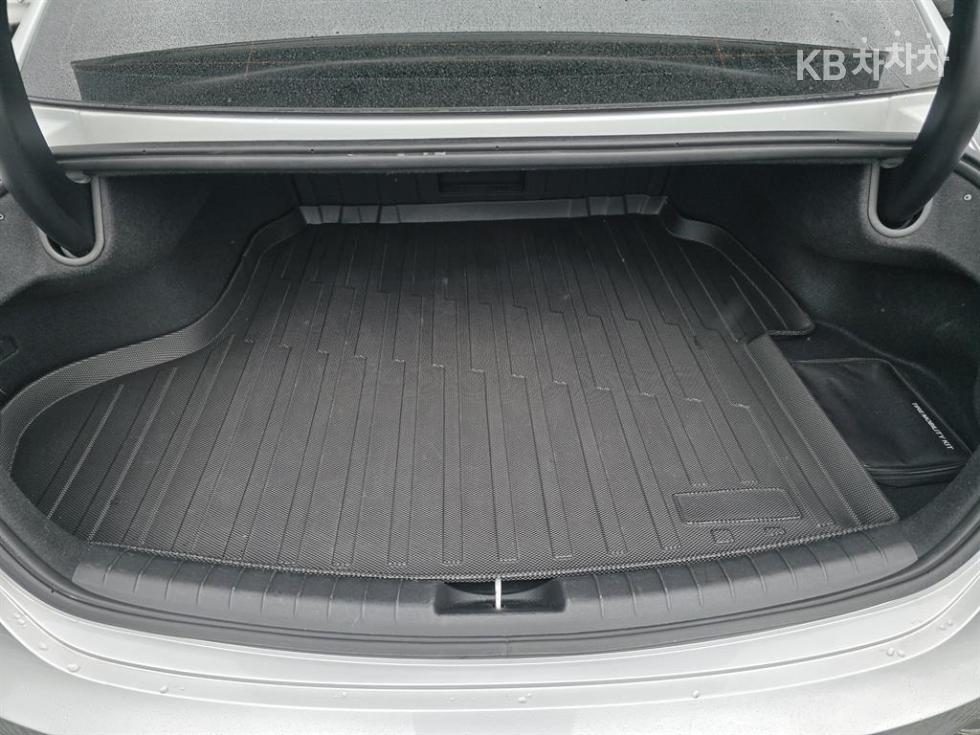 Hyundai Grandeur — miniaturë 7