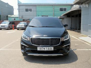Kia Carnival 9인승 2.2 디젤 — foto 1