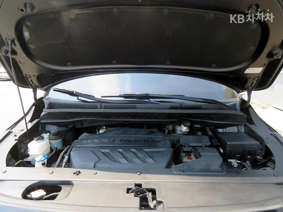 Kia Carnival — miniaturë 19