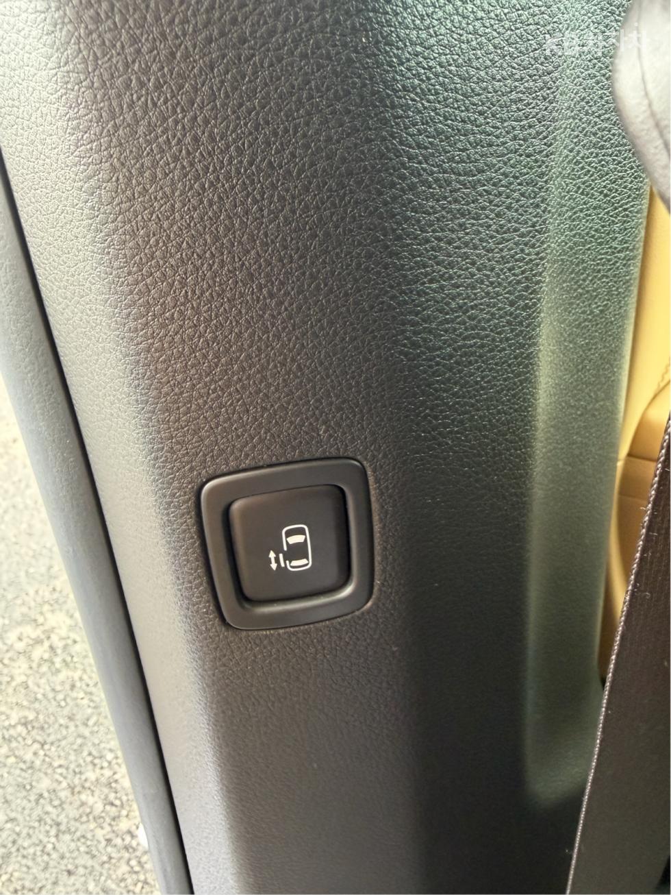 Kia Carnival — miniaturë 8