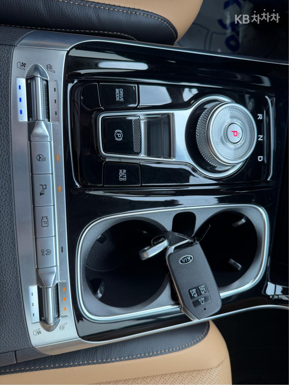 Kia Carnival — miniaturë 14