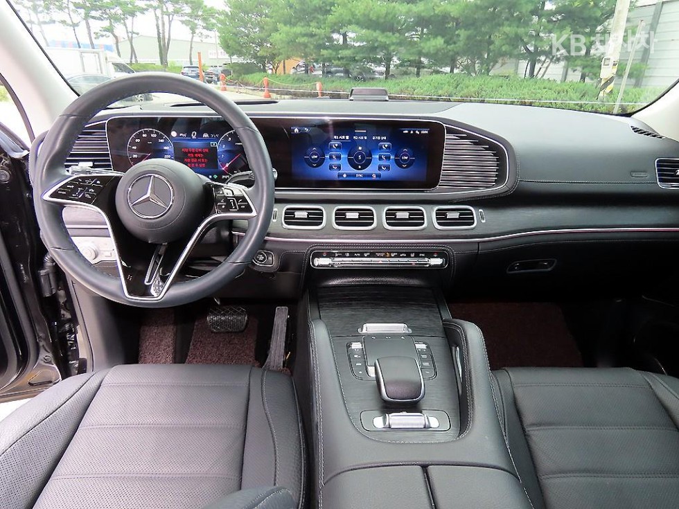 Mercedes-Benz GLE — miniaturë 7