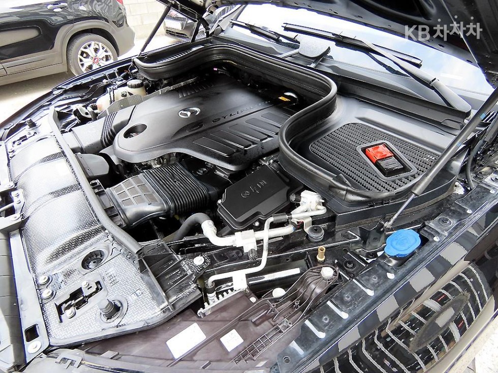 Mercedes-Benz GLE — miniaturë 19