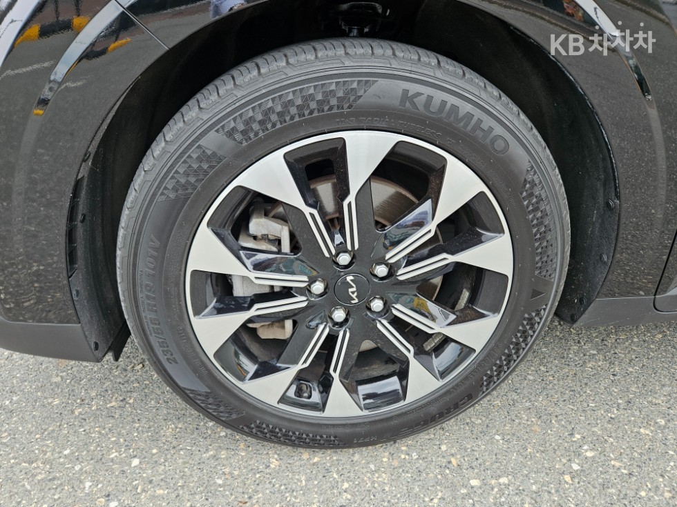 Kia Carnival — miniaturë 23