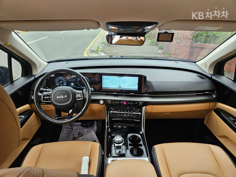 Kia Carnival — miniaturë 16