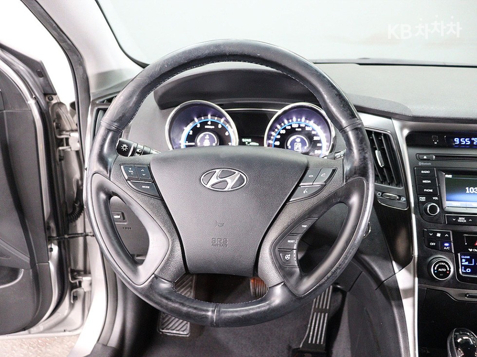 Hyundai Sonata — miniaturë 14