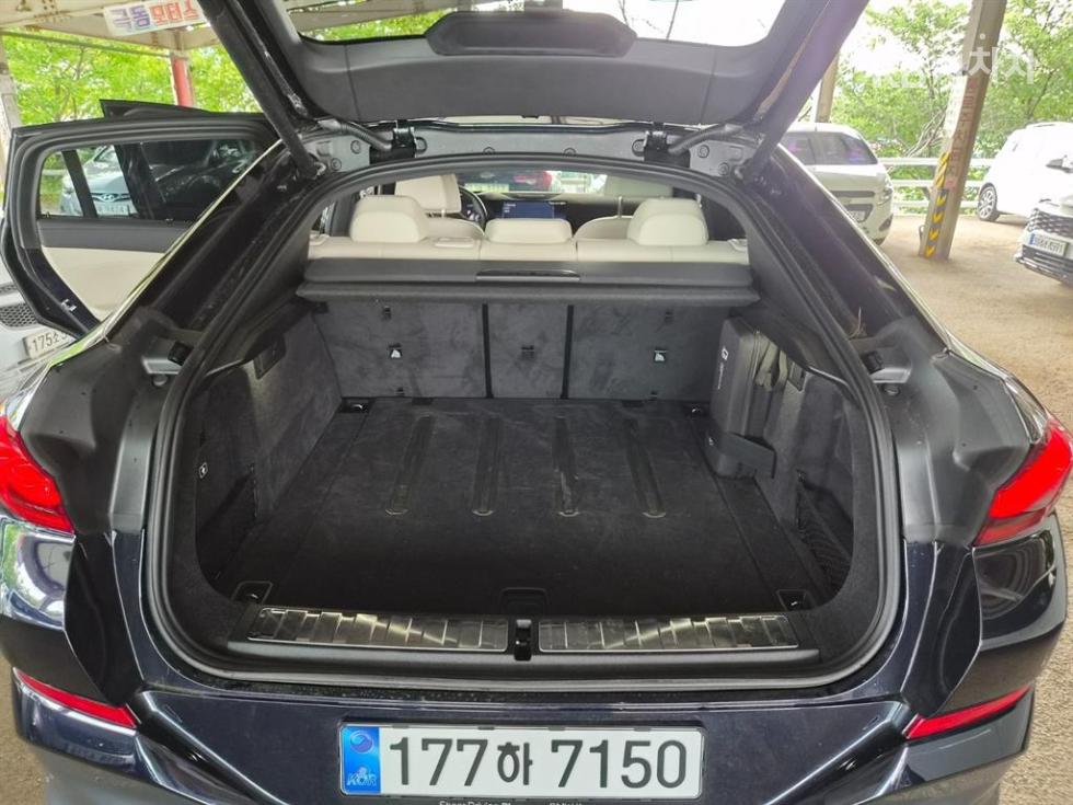 BMW X6 — miniaturë 18