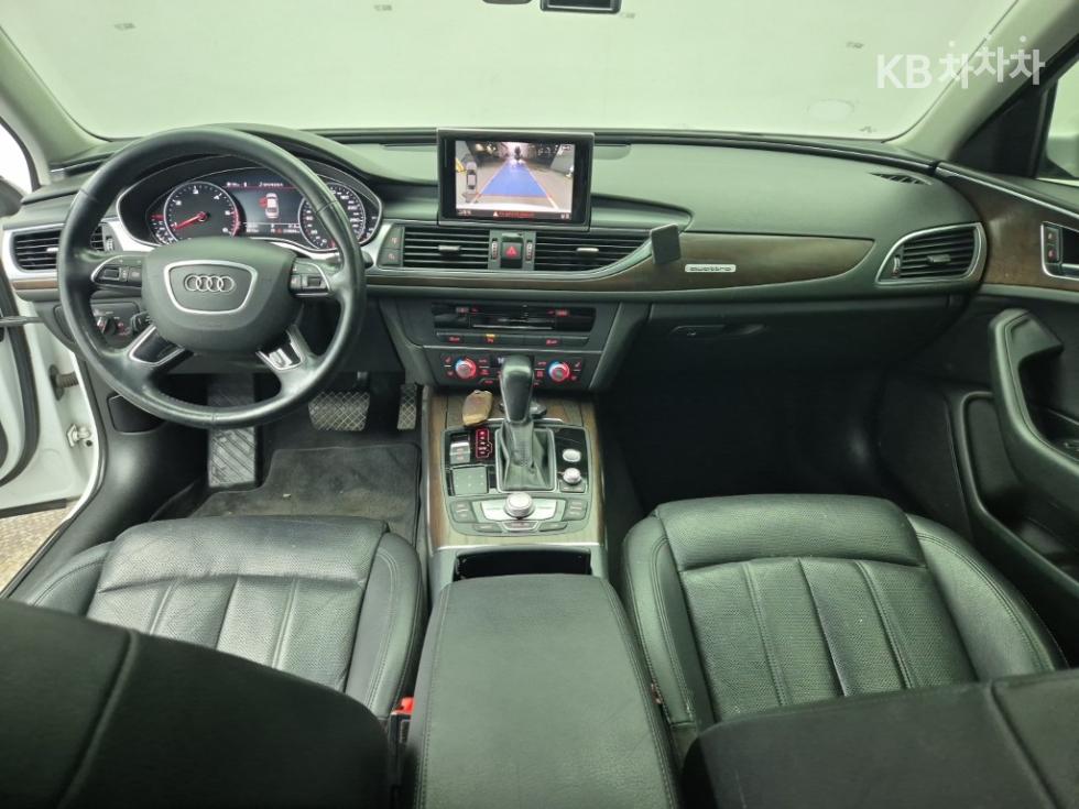 Audi A6 — miniaturë 5