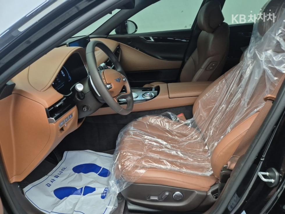 Genesis G80 — miniaturë 11
