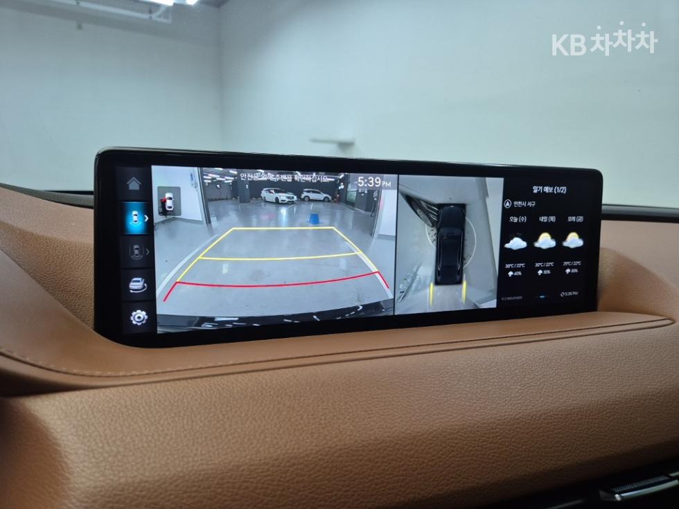 Genesis G80 — miniaturë 14