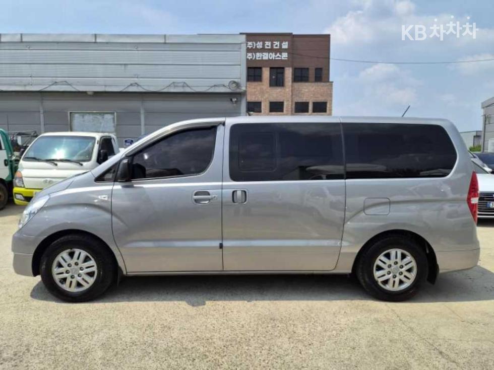 Hyundai Starex — miniaturë 3