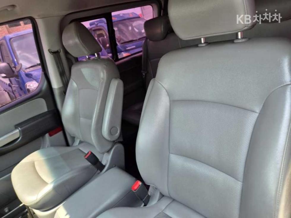Hyundai Starex — miniaturë 10