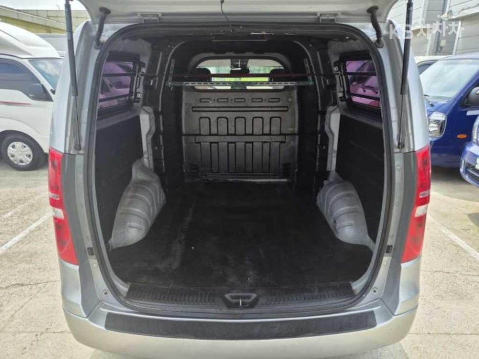 Hyundai Starex — miniaturë 17