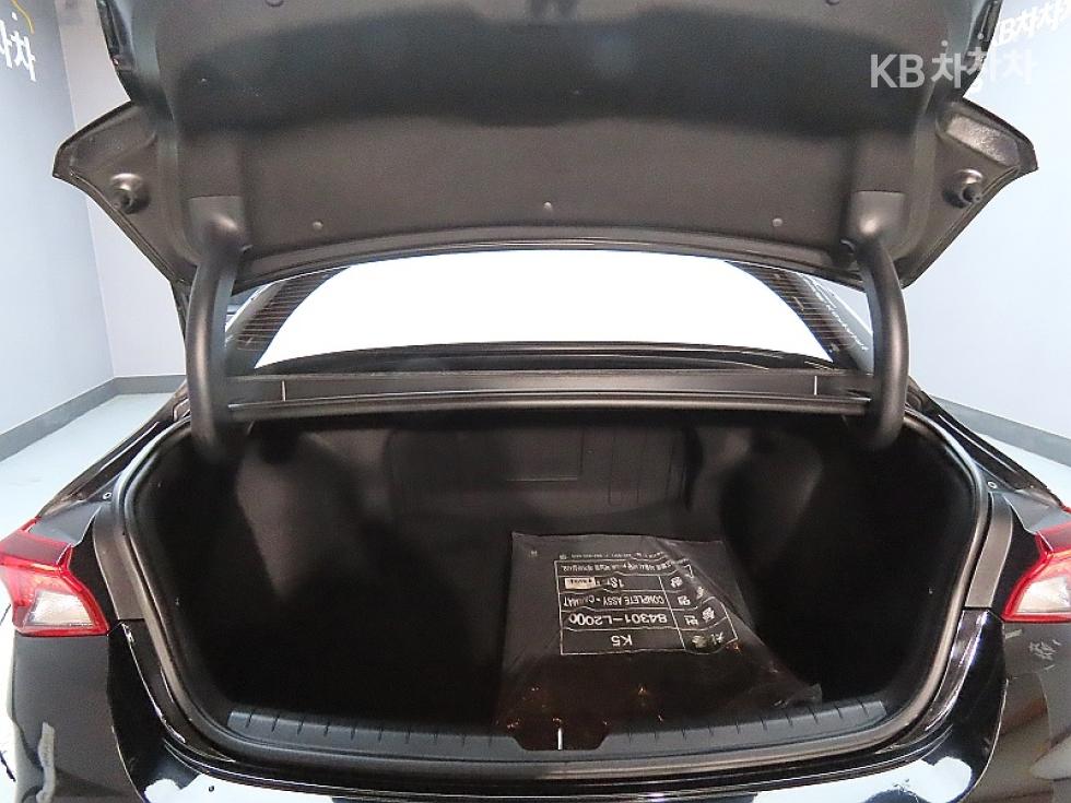Kia K5 — miniaturë 19