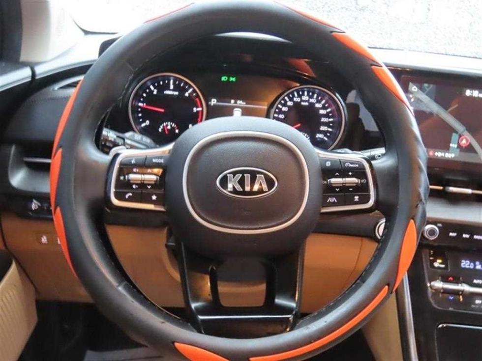 Kia Carnival — miniaturë 10