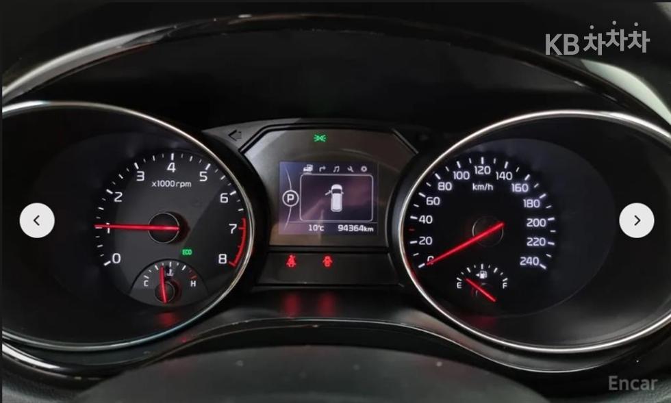 Kia Carnival — miniaturë 7