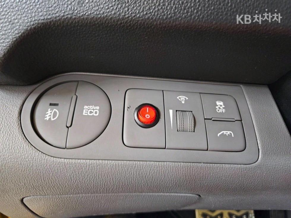 Hyundai Starex — miniaturë 9