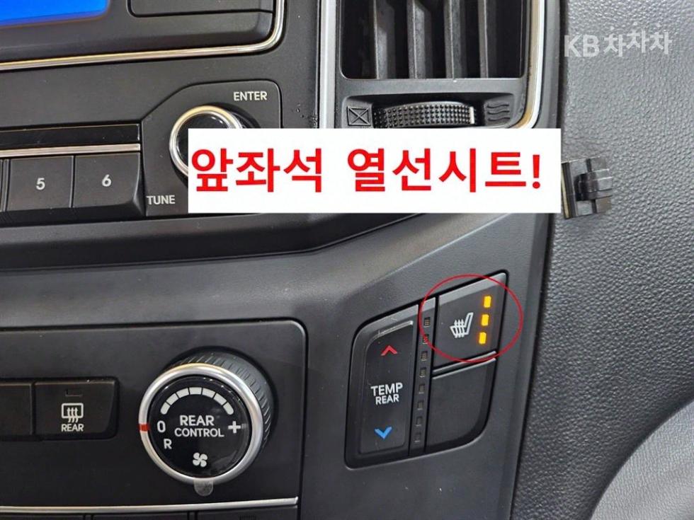Hyundai Starex — miniaturë 7
