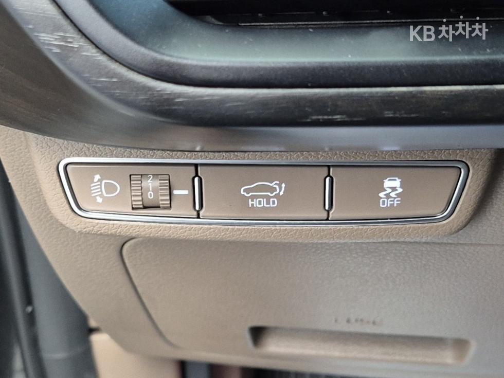 Kia K8 — miniaturë 18