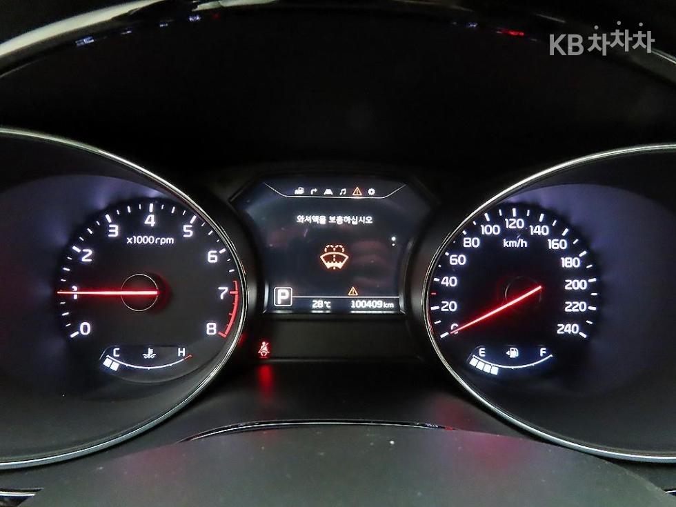 Kia Carnival — miniaturë 6