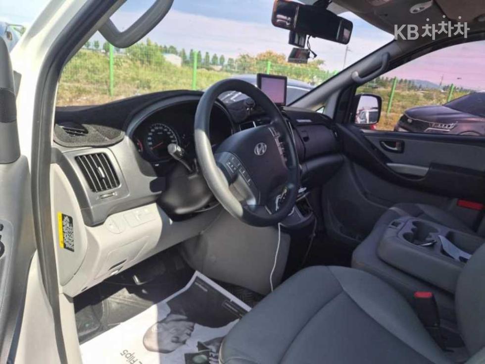 Hyundai Starex — miniaturë 6