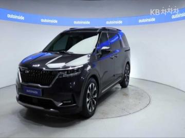 Kia Carnival Gasoline 7-Seater Signature — foto 1