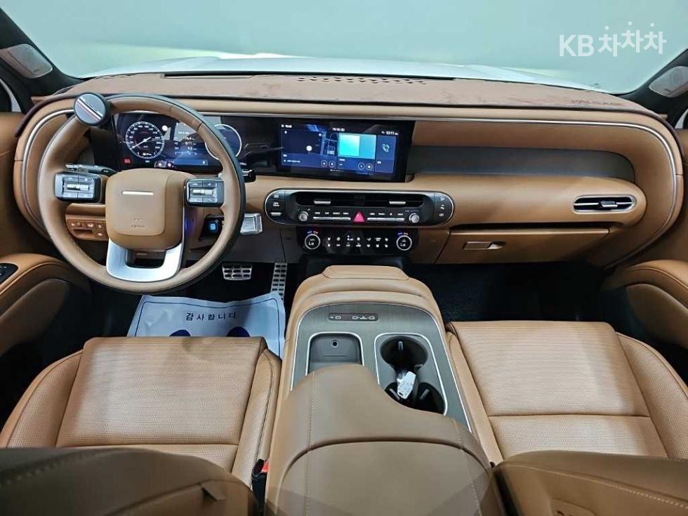 2025 Hyundai Used Car photo