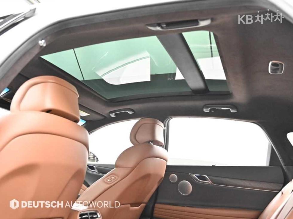 Genesis G80 — miniaturë 18