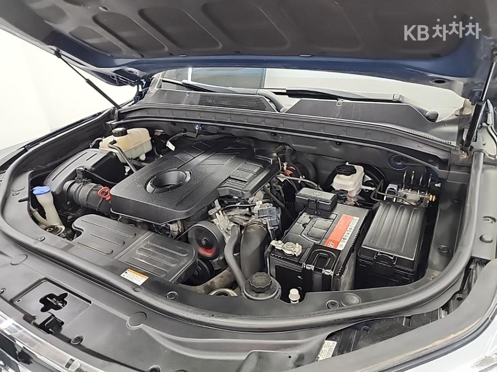 2018 KG Mobility KG G4 photo