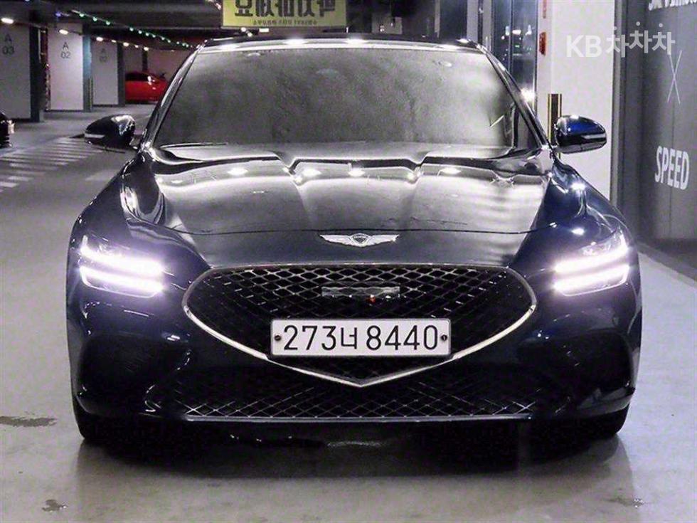 Genesis G70 — miniaturë 2