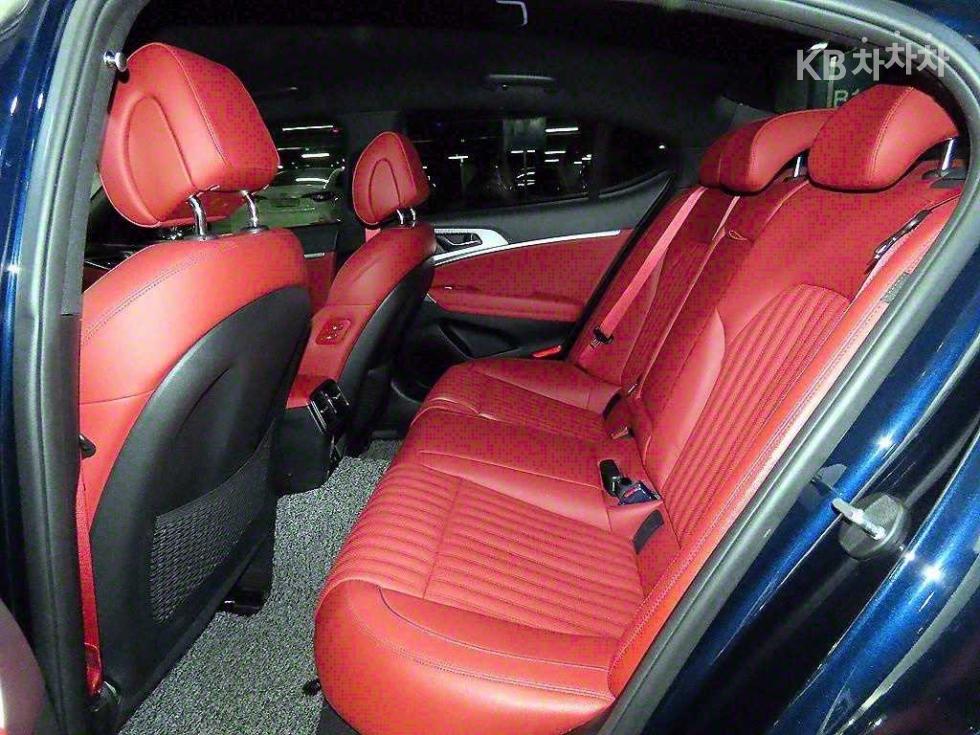 Genesis G70 — miniaturë 7