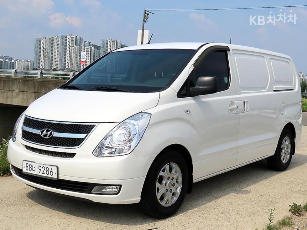 Hyundai Starex — miniaturë 2