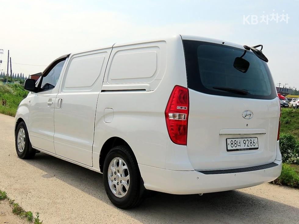 Hyundai Starex — miniaturë 3