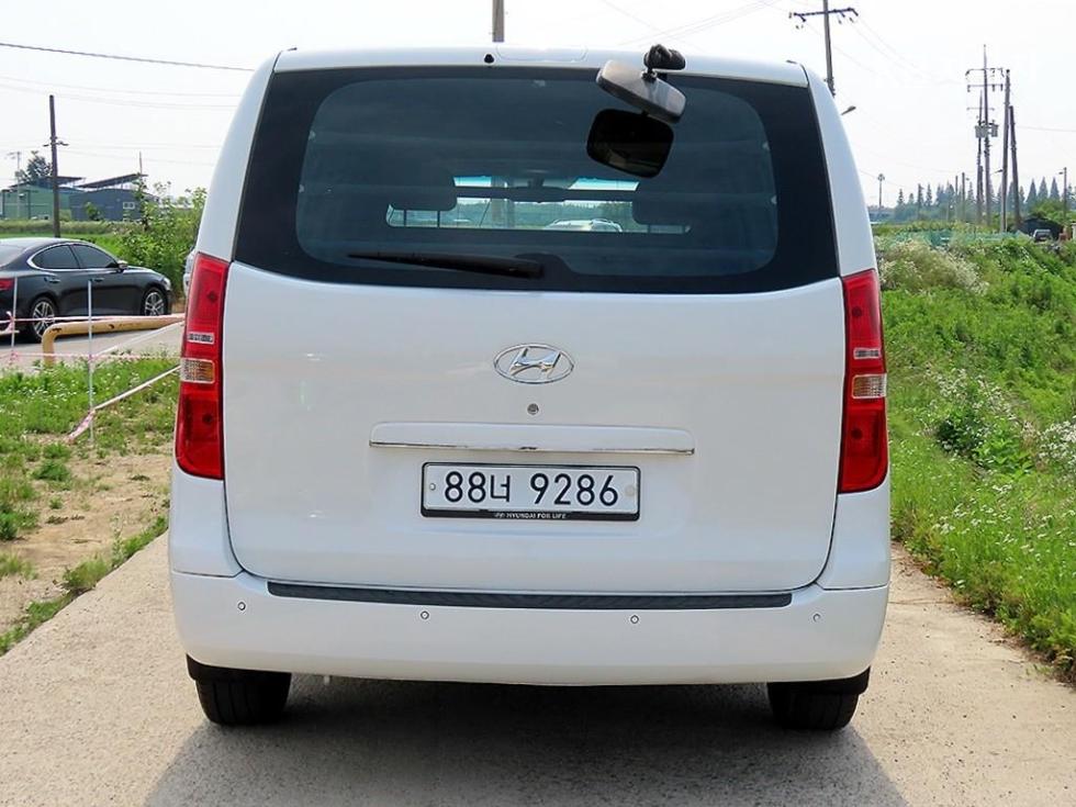 Hyundai Starex — miniaturë 4