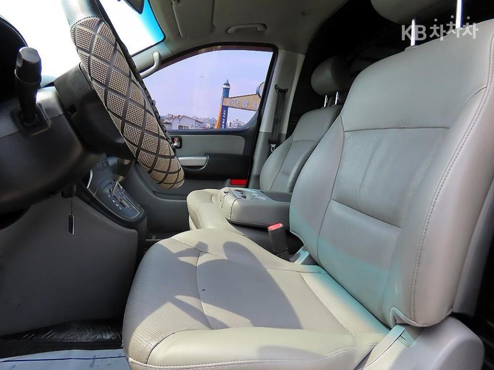 Hyundai Starex — miniaturë 5