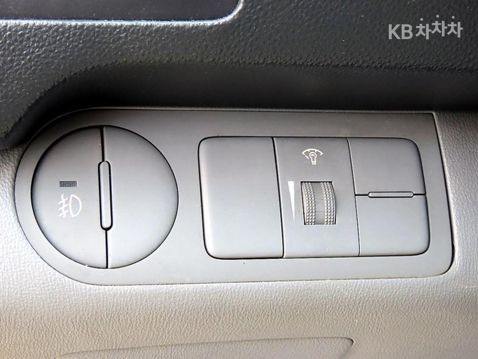 Hyundai Starex — miniaturë 13