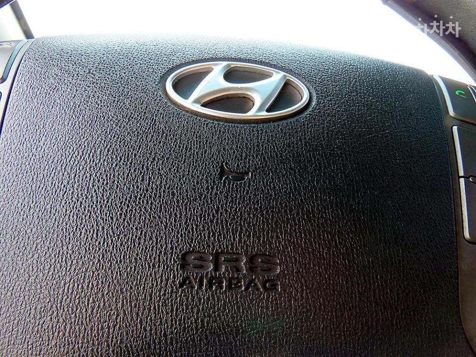 Hyundai Starex — miniaturë 15